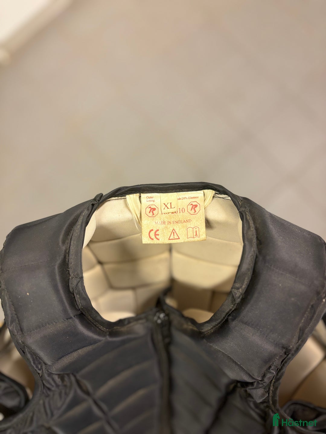 Säkerhetsvästar ryttarutrustning till salu: Racesafe säkerhetsväst i Ronneby - Annons 2