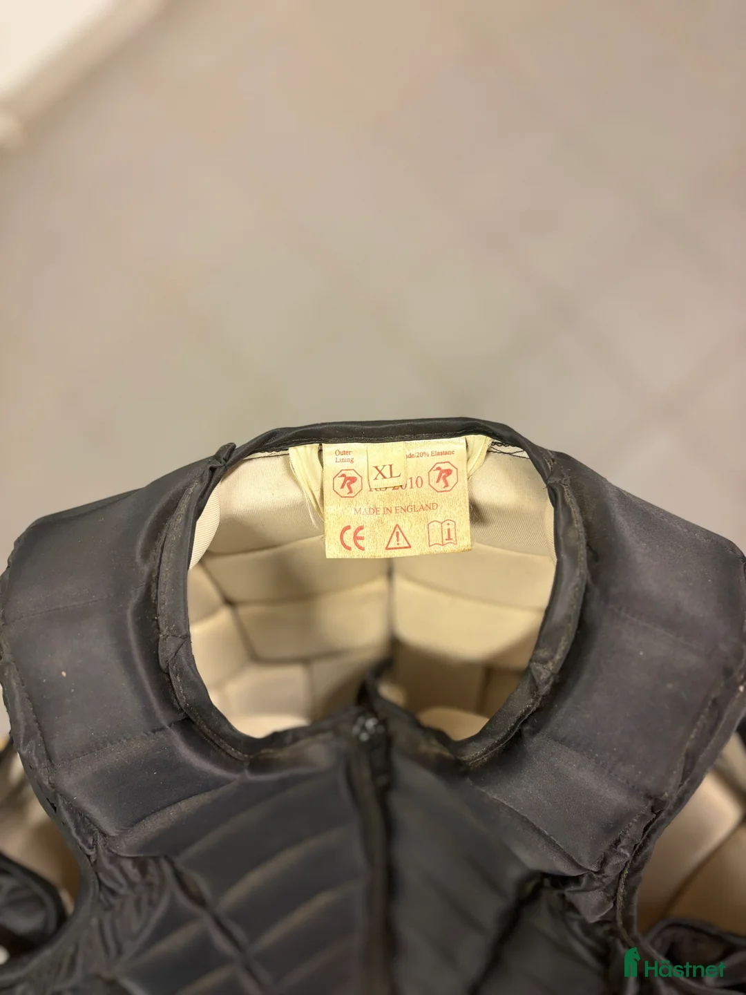 Säkerhetsvästar ryttarutrustning till salu: Racesafe säkerhetsväst i Ronneby - Annons 2