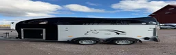 Hästtransporter  fordon & transport till salu: 1,5 hästars Cheval b-körkort hästtransport  - Annons 2