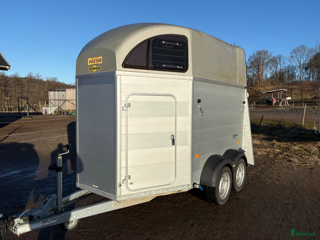 Hästtransporter  fordon & transport till salu: Humbaur Xanthos i Lindome - Annons 1