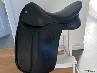 Sadlar hästutrustning till salu: Knights Lady Rowina Dressyrsadel i Oskarshamn - Annons 2