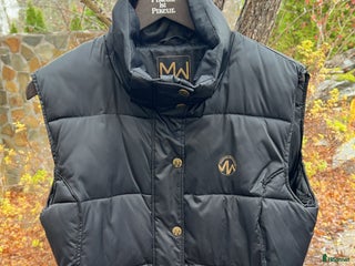 Jackor & Kavajer ryttarutrustning till salu: Martha Ridewear väst i Vallentuna - Annons 5