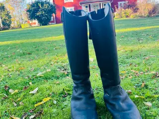 Ridstövlar ryttarutrustning till salu: Ett par vinterridstövlar från hkm! i Jät - Annons 11