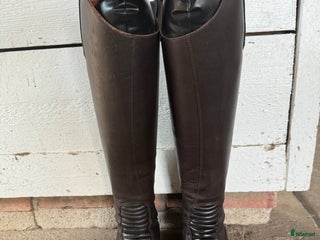 Ridstövlar ryttarutrustning till salu: Bruna ridstövlar i Lidköping - Annons 5