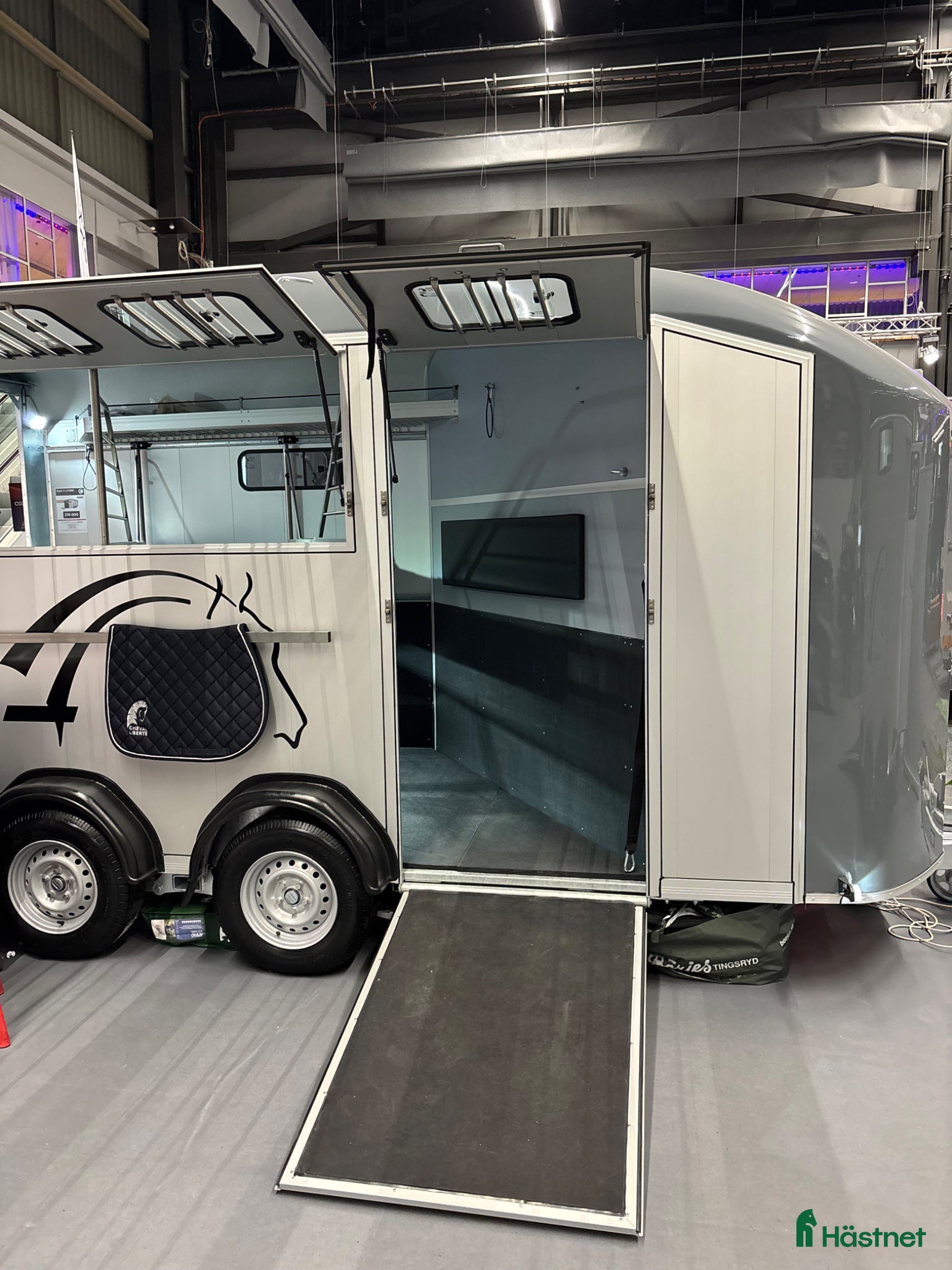 Hästtransporter  fordon & transport till salu: Cheval - Maxi 3 Living *bodel - Annons 6