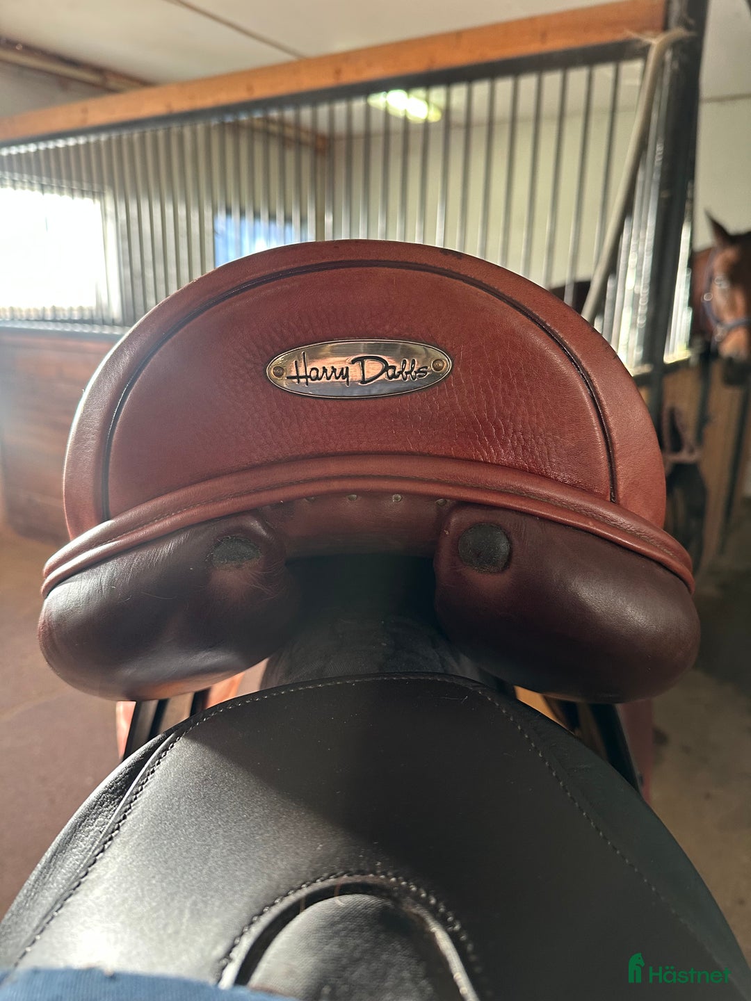 Sadlar hästutrustning till salu: Dressyrsadel harry dabbs jaguar i Ockelbo - Annons 2