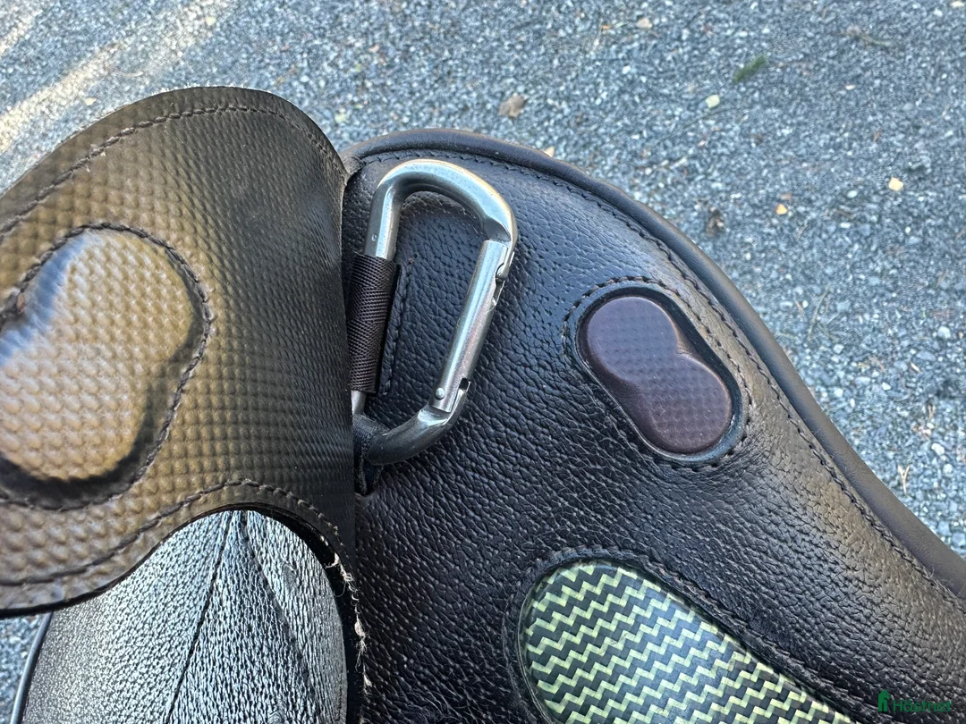 Sadeltillbehör hästutrustning till salu: Equipe magplatta 130cm i Köping - Annons 4