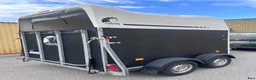 Hästtransporter  fordon & transport till salu: Mycket fräsch hästtransport - Annons 2