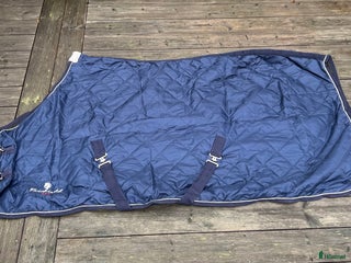 Täcken hästutrustning till salu: Innetäcke i Upplands Väsby - Annons 14