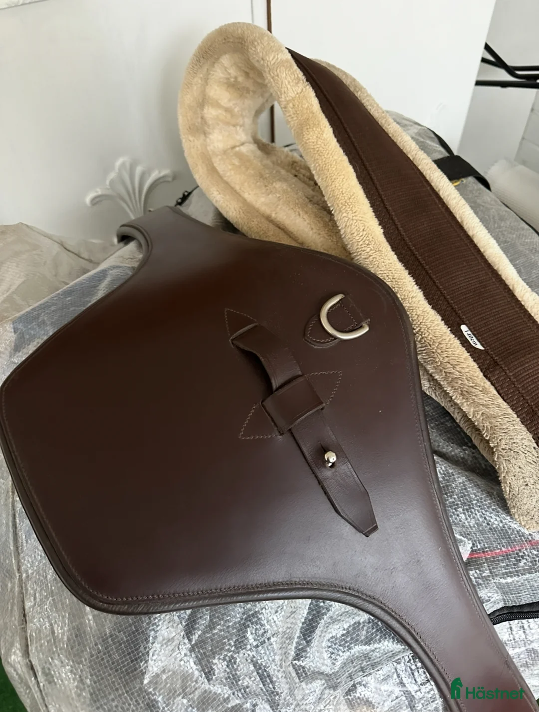 Sadeltillbehör hästutrustning till salu: Glen Gordon magplatta i Motala - Annons 1