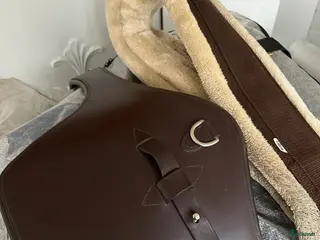 Sadeltillbehör hästutrustning Glen Gordon magplatta i Motala - Annons 1