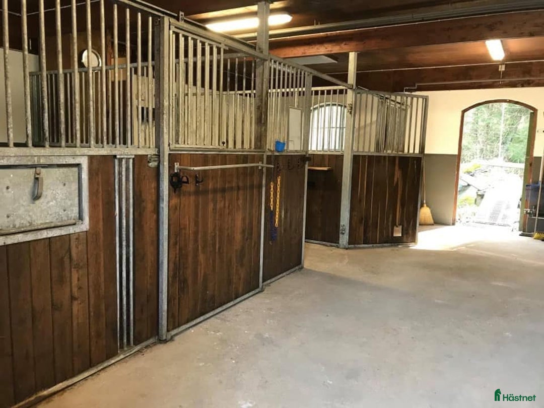  stallplats finnes: Stallplats i Lerum i Lerum - Annons 3