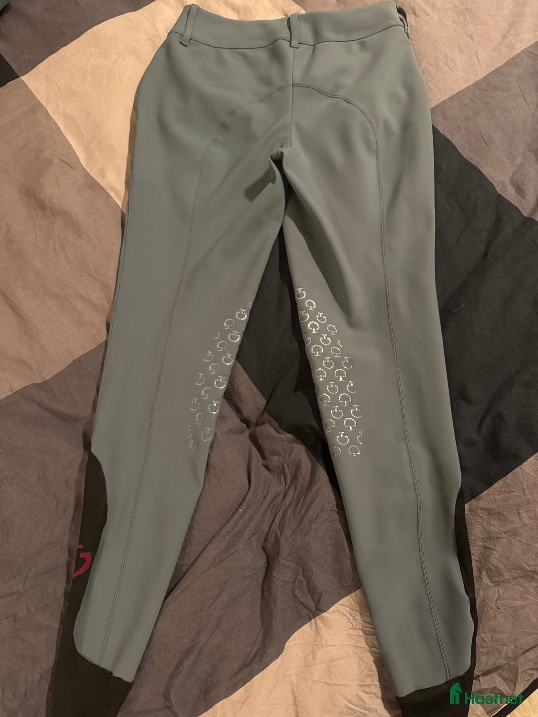 Ridbyxor ryttarutrustning till salu: HELT NYA Cavalleria Toscana  i Lövestad - Annons 5