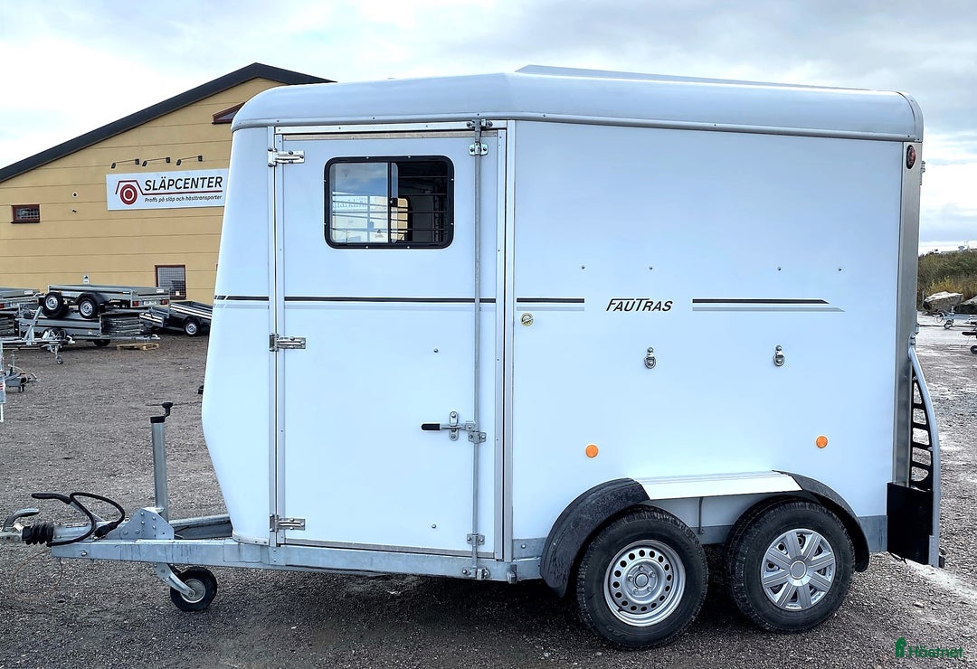 Hästtransporter  fordon & transport till salu: Fautras Promax - stadig o rymlig för stora hästar i Kvicksund - Annons 3