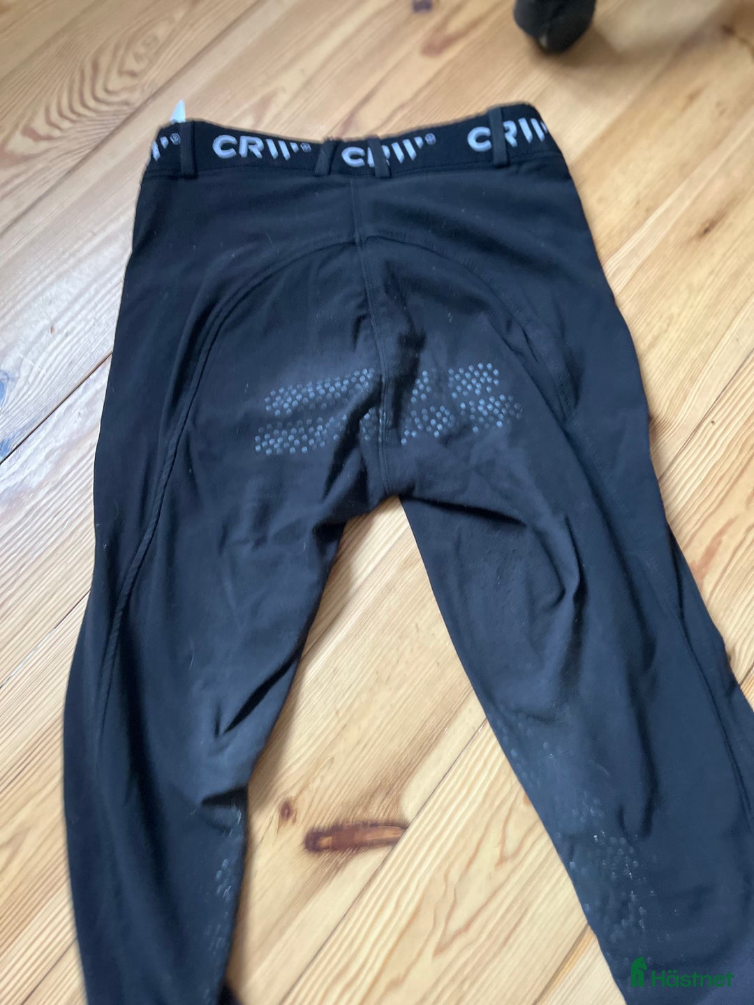 Ridbyxor ryttarutrustning till salu: Svarta CRW ridbyxor  i Moholm - Annons 2