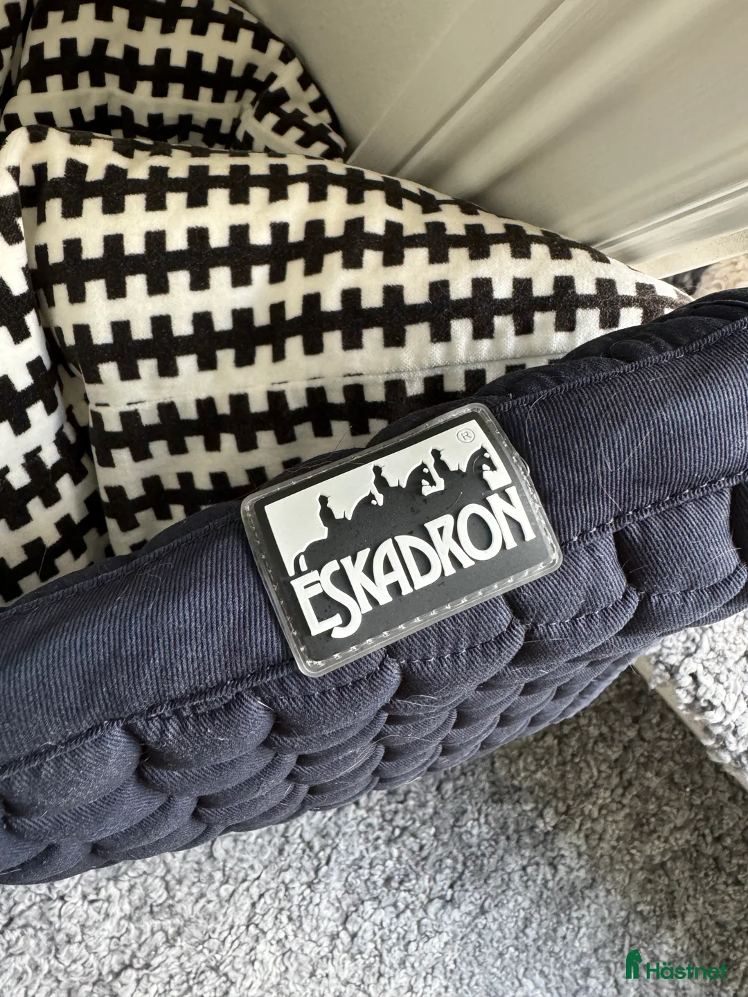 Schabrak & Vojlockar hästutrustning till salu: Eskadron schabrak - Annons 2