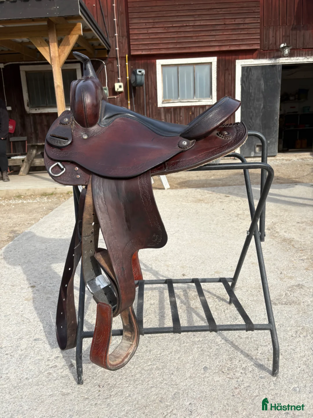Sadlar hästutrustning till salu: Härlig western sadel - Annons 1
