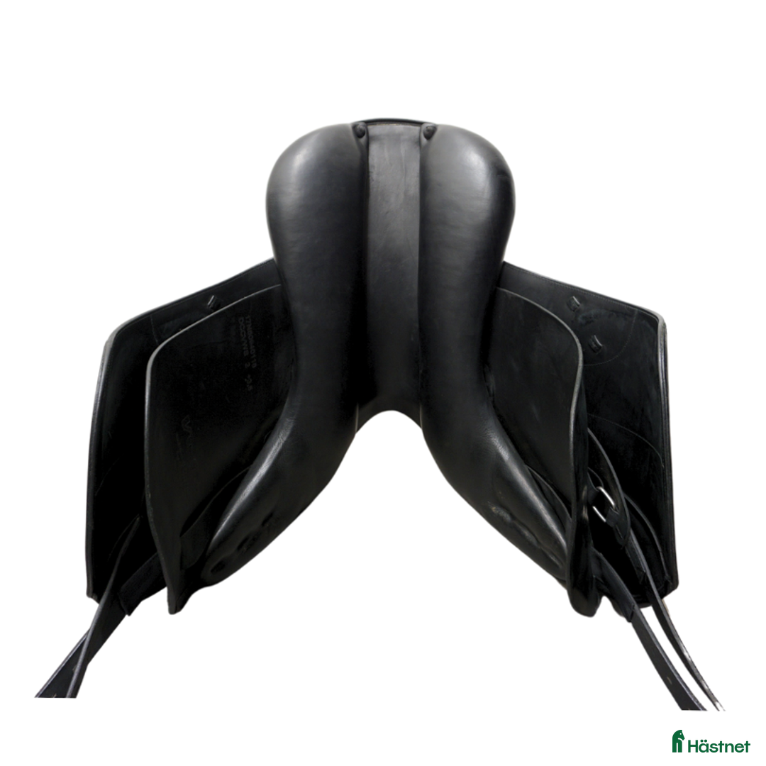 Sadlar hästutrustning till salu: Dressyrsadel Amerigo CC Vega 17" i Upplands Väsby - Annons 5