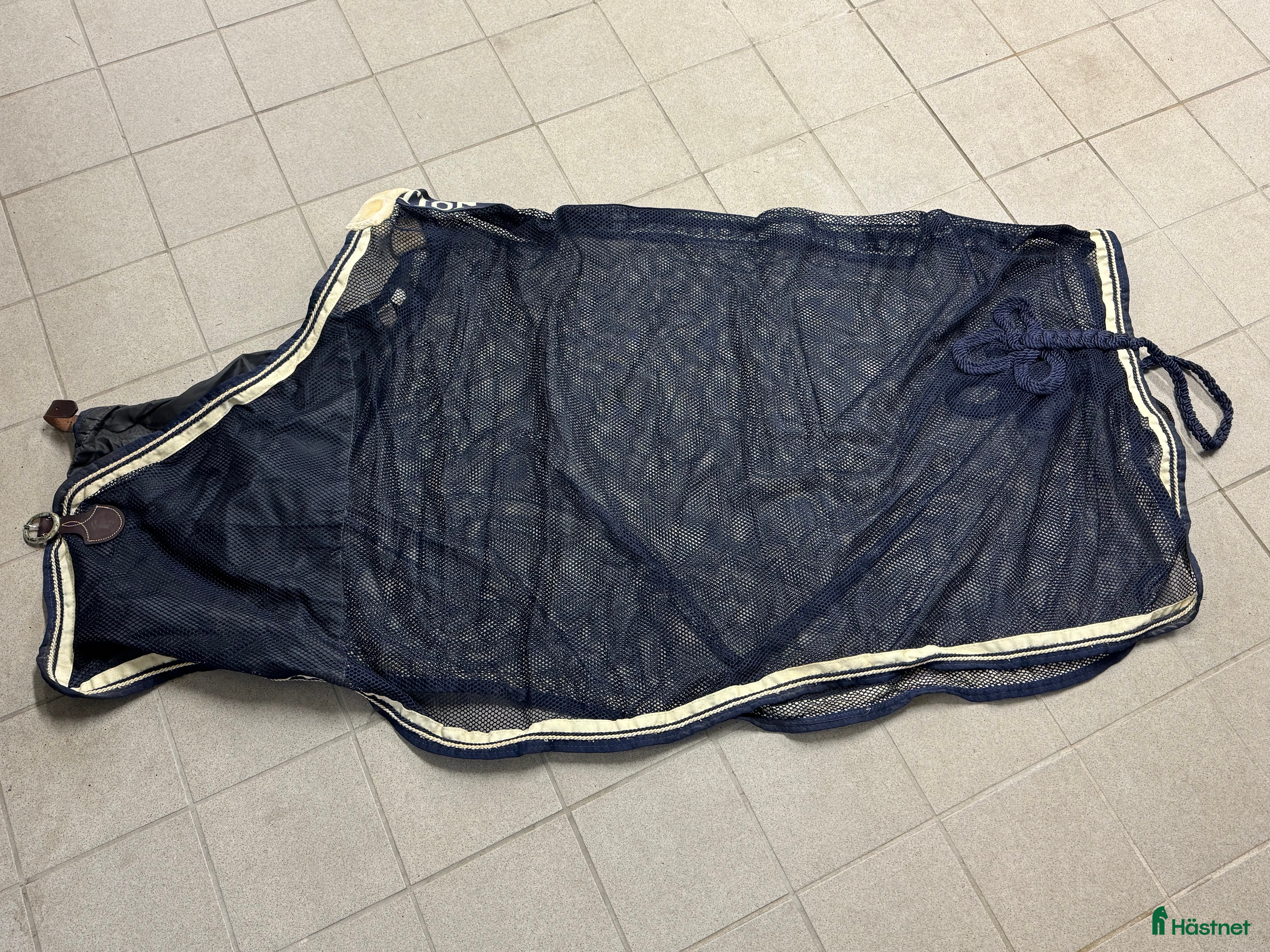 Täcken hästutrustning Nättäcke i Vänersborg - Annons 2
