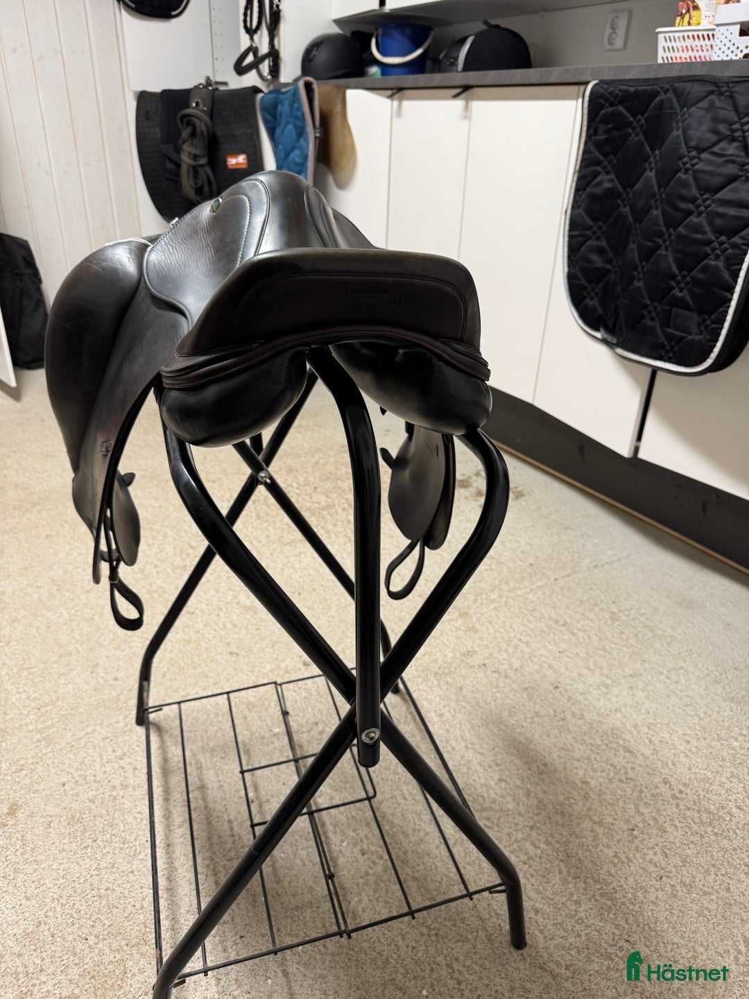 Sadlar hästutrustning till salu: Prestige D1 Island  i Alfta - Annons 1