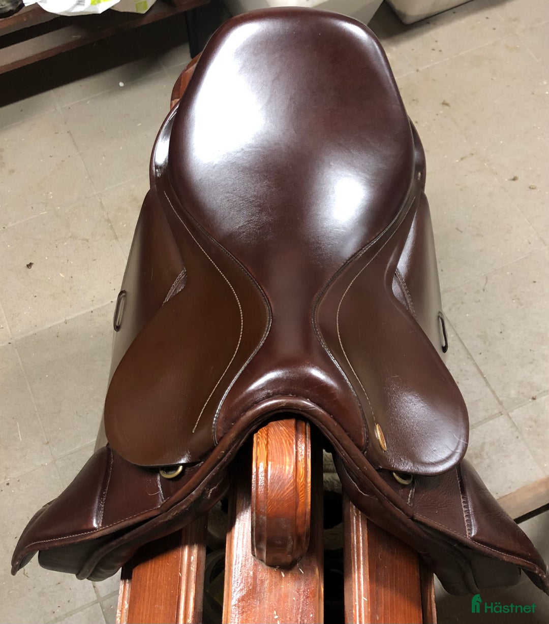 Sadlar hästutrustning till salu: Kentaur Kari 17,5 i Tösse - Annons 2