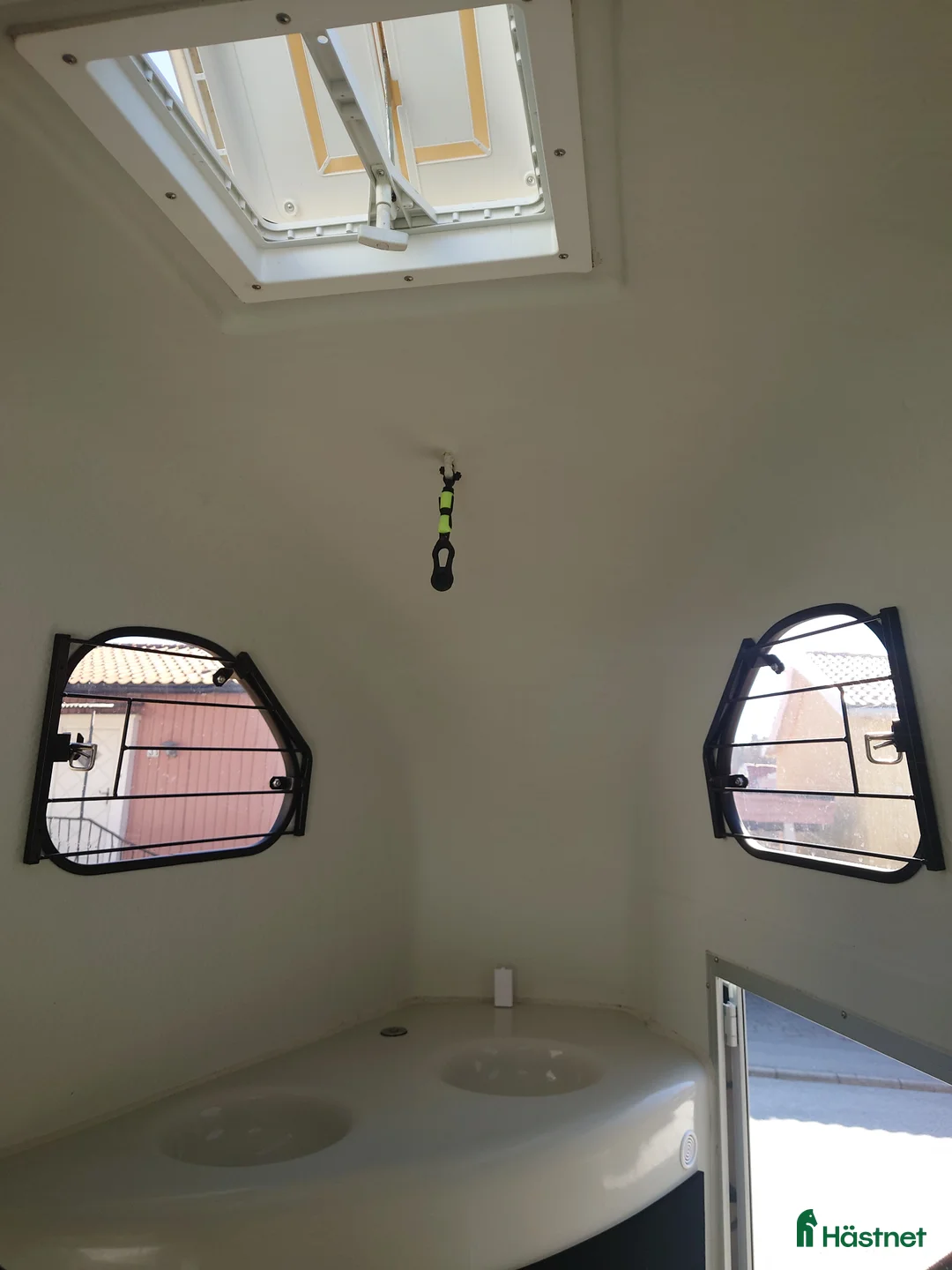 Hästtransporter  fordon & transport till salu: Cheval Liberté Gold One  - Annons 13