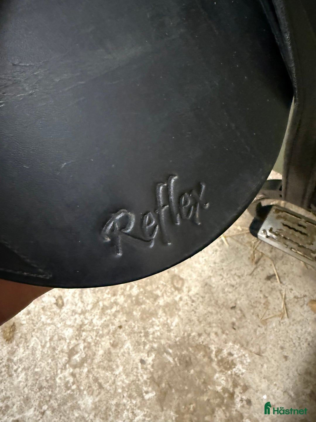 Sadlar hästutrustning till salu: Frank Baines Hoppsadel  i Nora - Annons 3