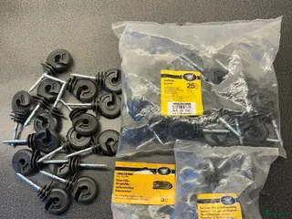 Stallinredning, stängsel & gård övrig utrustning till salu: Stängseltillbehör i Perstorp - Annons 1