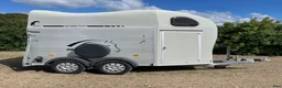 Hästtransporter  fordon & transport till salu: Alu-transport i fint skick - Annons 1