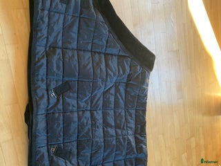 Täcken hästutrustning till salu: Stalltäcke i Onsala - Annons 4