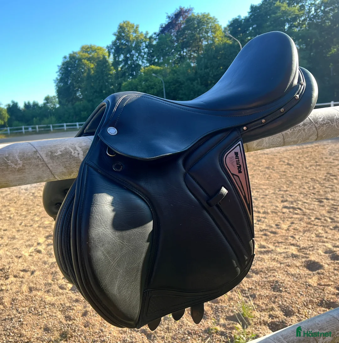 Sadlar hästutrustning till salu: Equiline Elite 16” - Annons 1