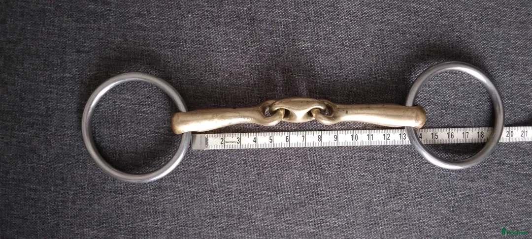 Bett hästutrustning till salu: Sprenger KK Ultra, tredelat, lös ring, 130mm i Norrtälje - Annons 1