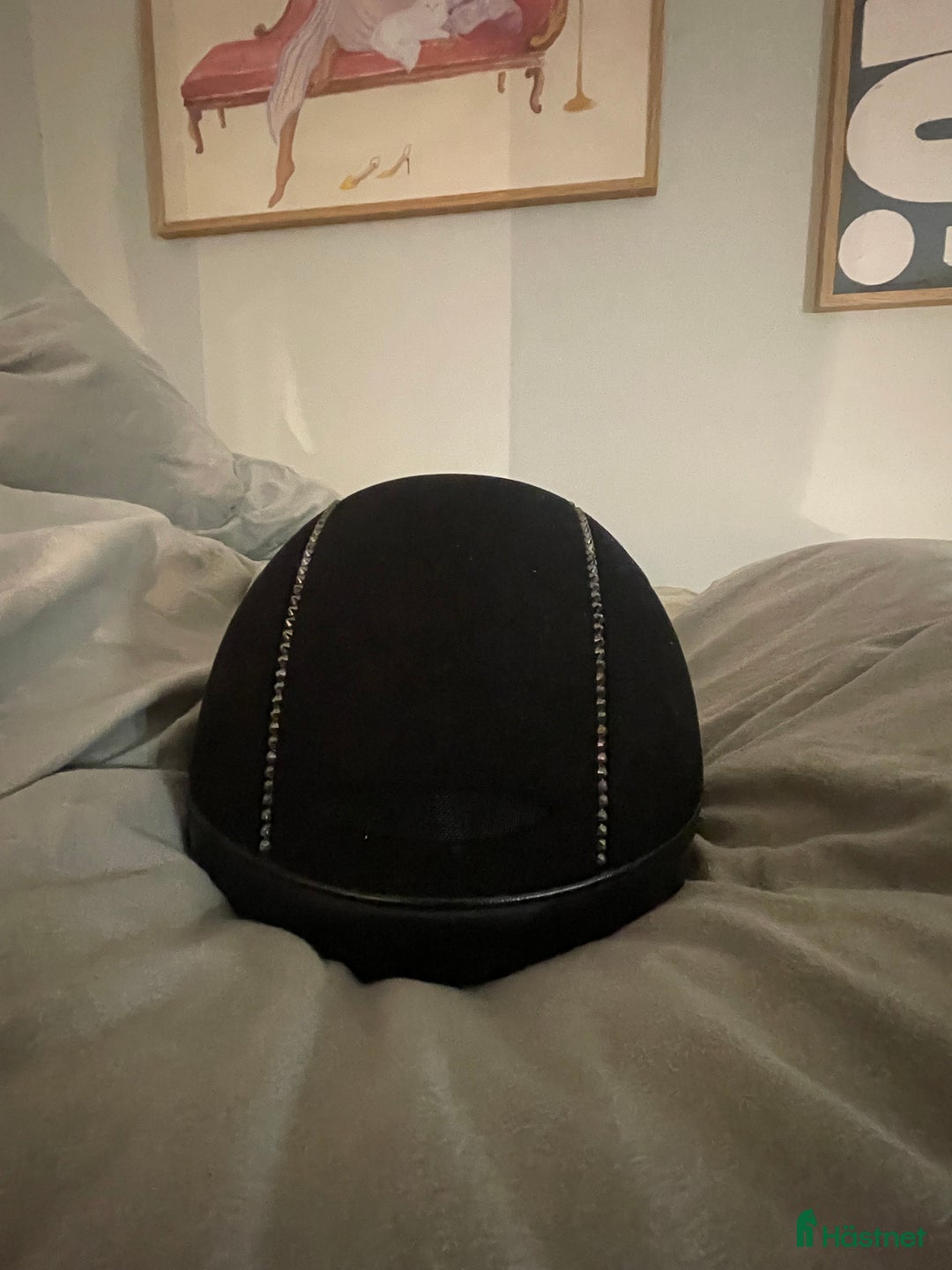 Hjälmar ryttarutrustning till salu: OneK hjälm - Annons 6