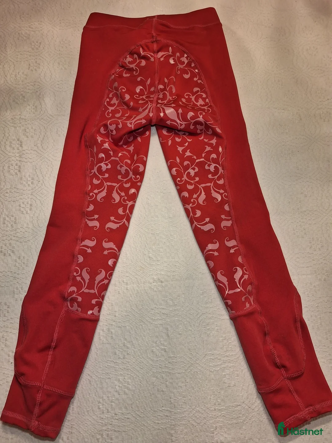 Ridbyxor ryttarutrustning till salu: Rosa ridbyxor storlek 140 i Sturkö - Annons 3