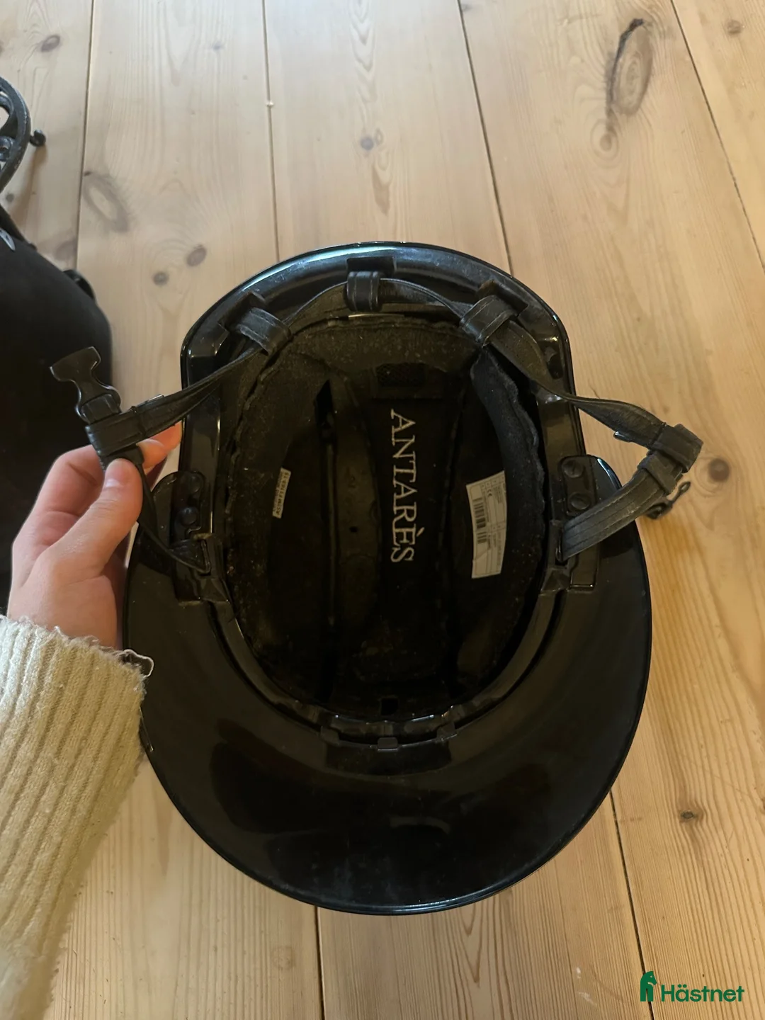 Hjälmar ryttarutrustning till salu: Kep hjälm - Annons 4