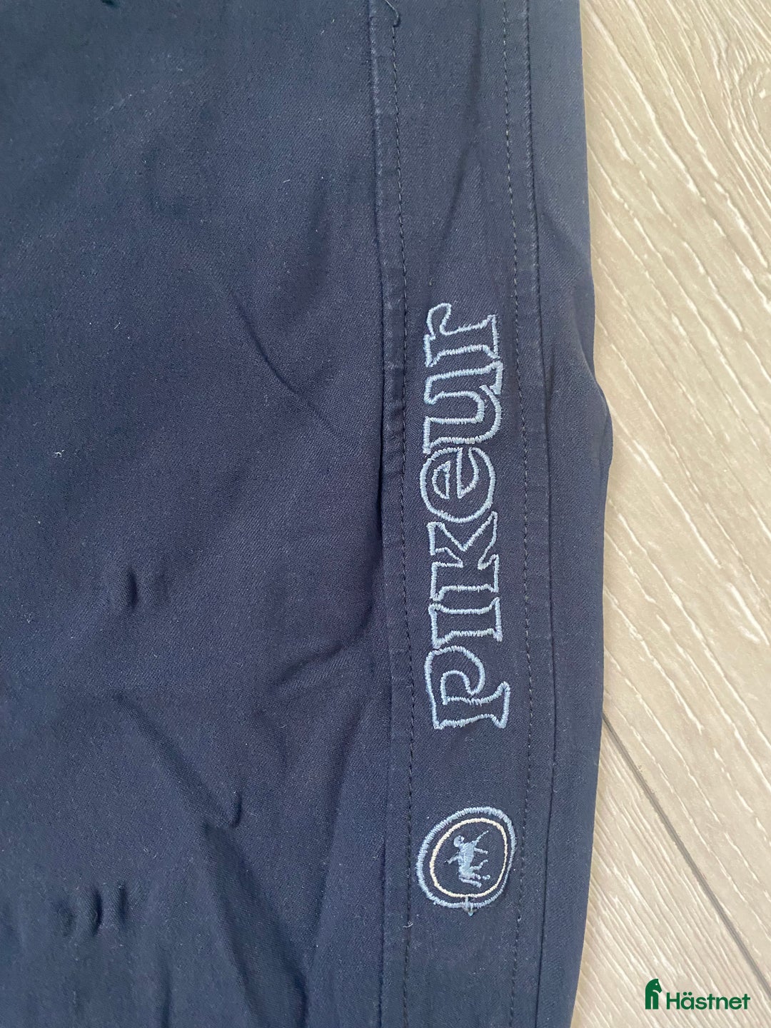 Ridbyxor ryttarutrustning till salu: Marinblåa pikeur ridbyxor till salu! i Arlöv - Annons 3