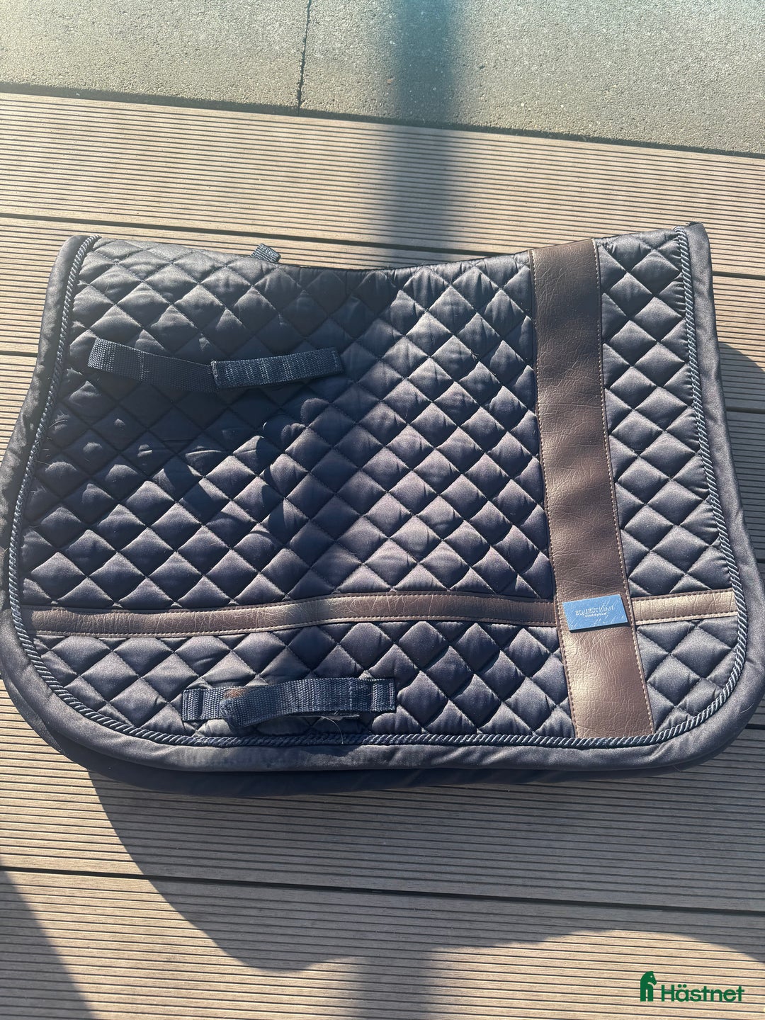 Schabrak & Vojlockar hästutrustning till salu: Equestrian stockholm schabrak  i Vellinge - Annons 1