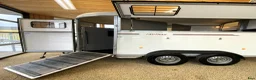 Hästtransporter  fordon & transport till salu: Fautras Oblic+2 diagonallastad 2021 - Annons 1