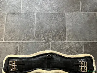 Sadeltillbehör hästutrustning Sadelgjord med fluff - Annons 3