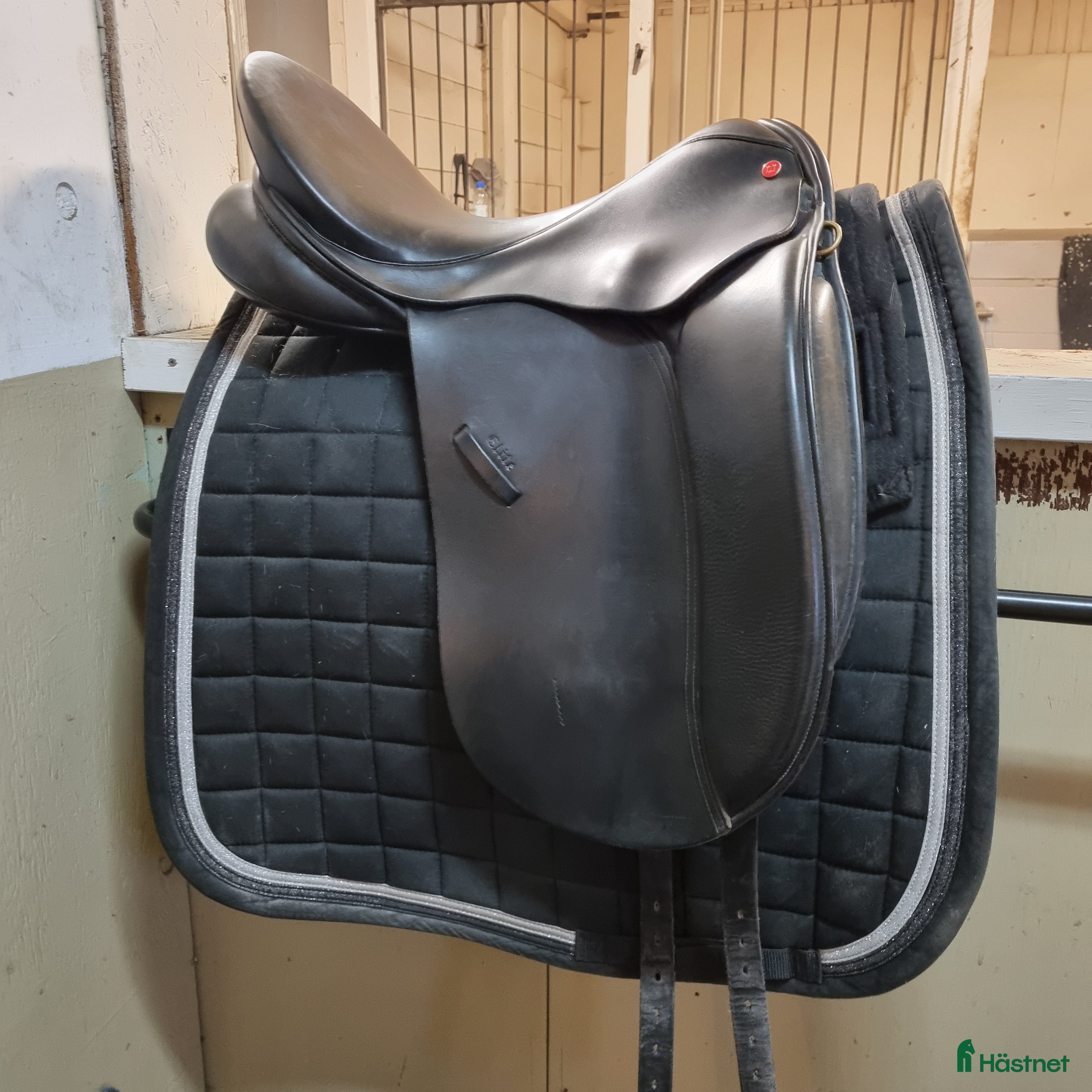 Sadlar hästutrustning till salu: Wellington Elite i Ludvika - Annons 1