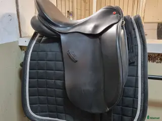 Sadlar hästutrustning till salu: Wellington Elite i Ludvika - Annons 1