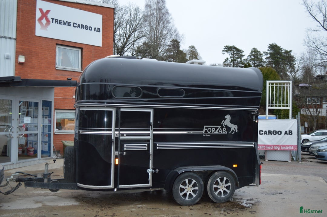 Hästtransporter  fordon & transport till salu: Forzab Classic 226SEH Totalvikt 2600kg Kombiramp i Kvicksund - Annons 3