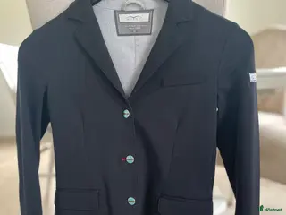 Jackor & Kavajer ryttarutrustning till salu: Animo kavaj i Rolfstorp - Annons 10