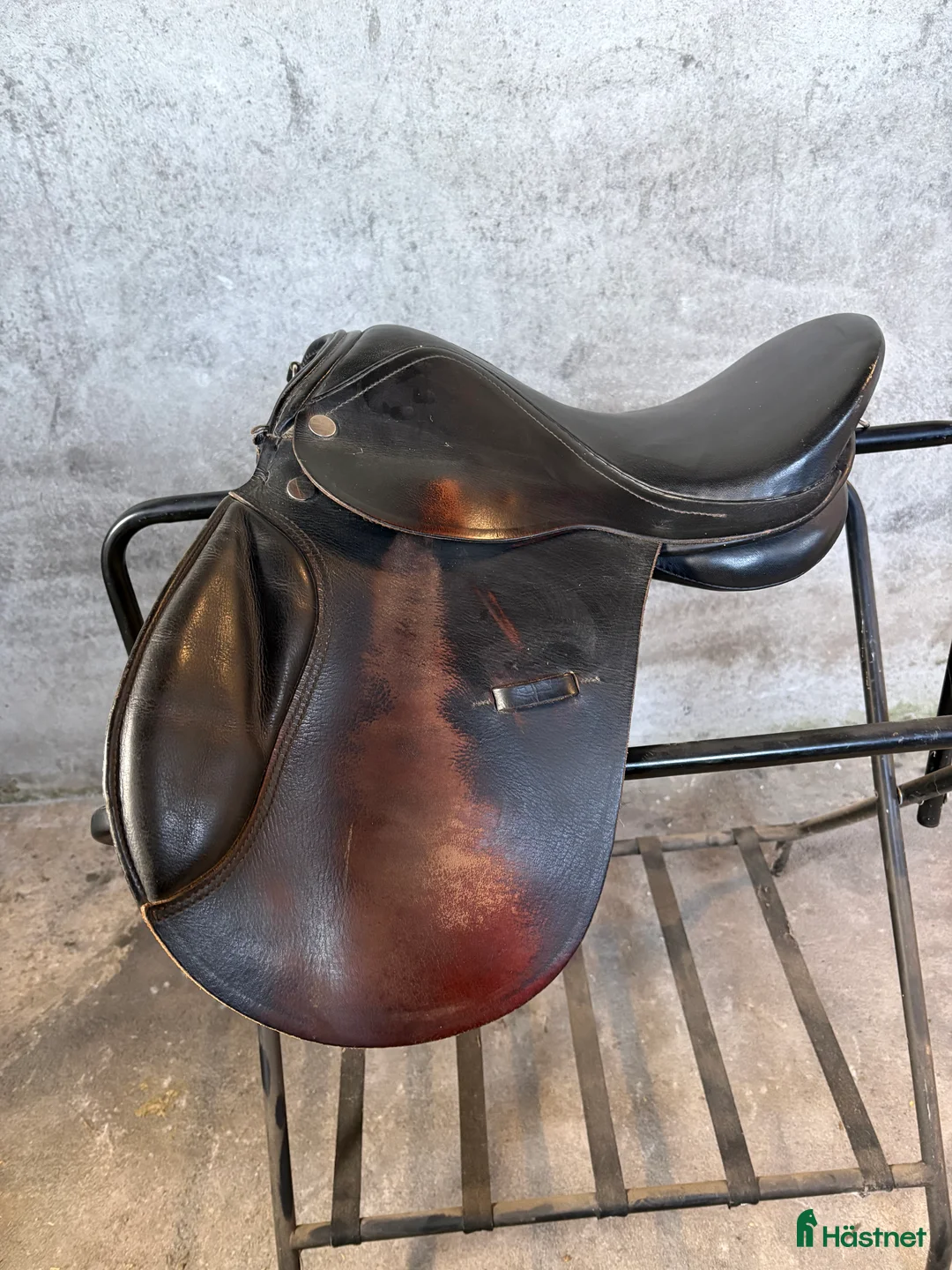 Sadlar hästutrustning till salu: Ponnysadel i Brösarp - Annons 2