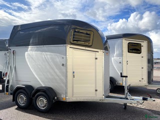 Hästtransporter fordon & transport till salu: Tvåhästars Böckmann med sadelkammare i Kvicksund - Annons 21