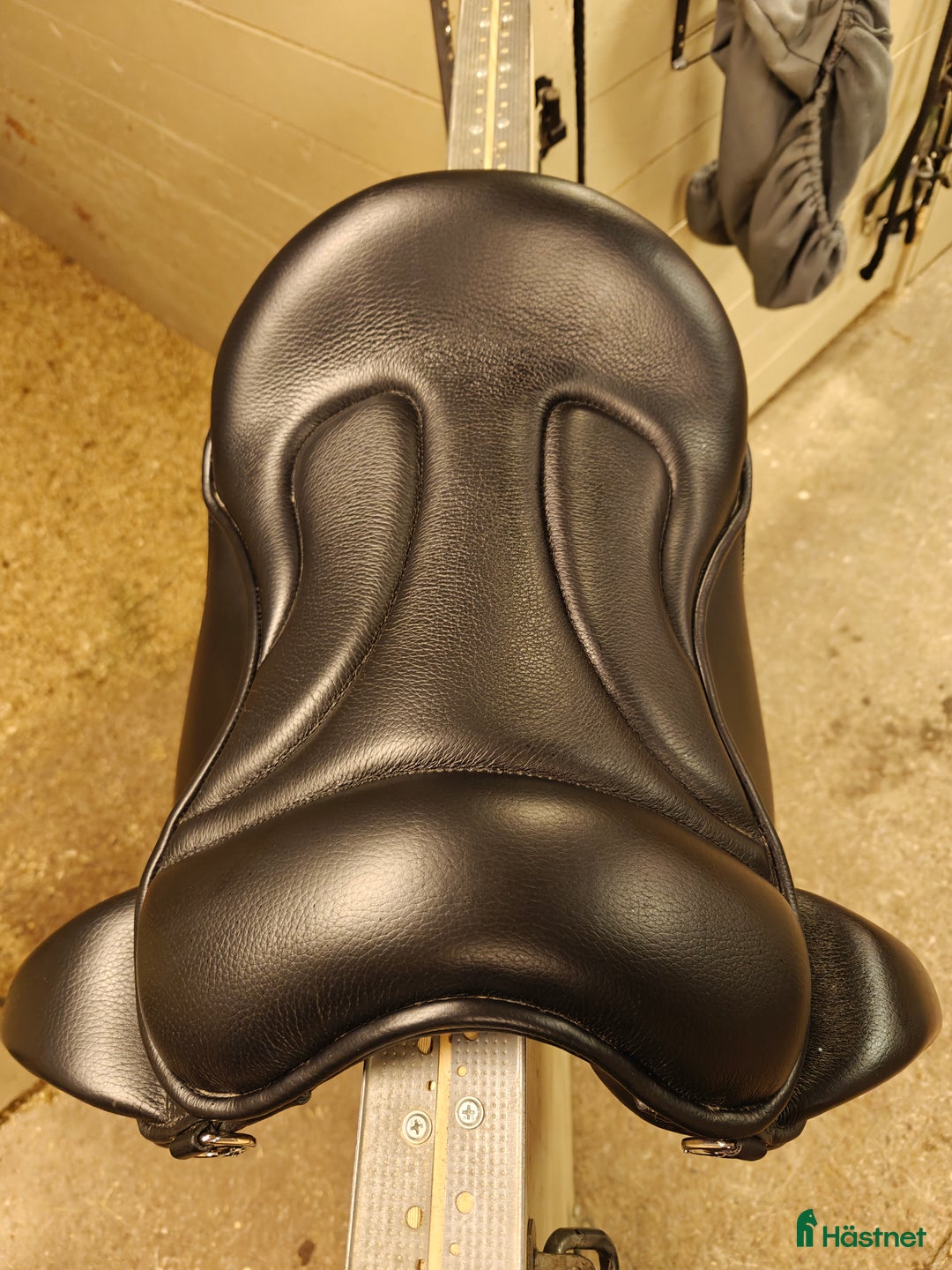 Sadlar hästutrustning till salu: Karlslund kontakt 2 i Gällivare - Annons 3