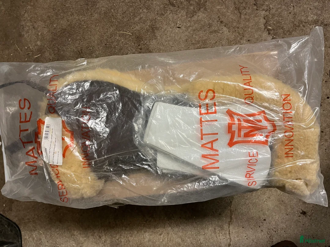 Övrig Hästutrustning hästutrustning till salu: Mattespad fårskinn  i Knivsta - Annons 1