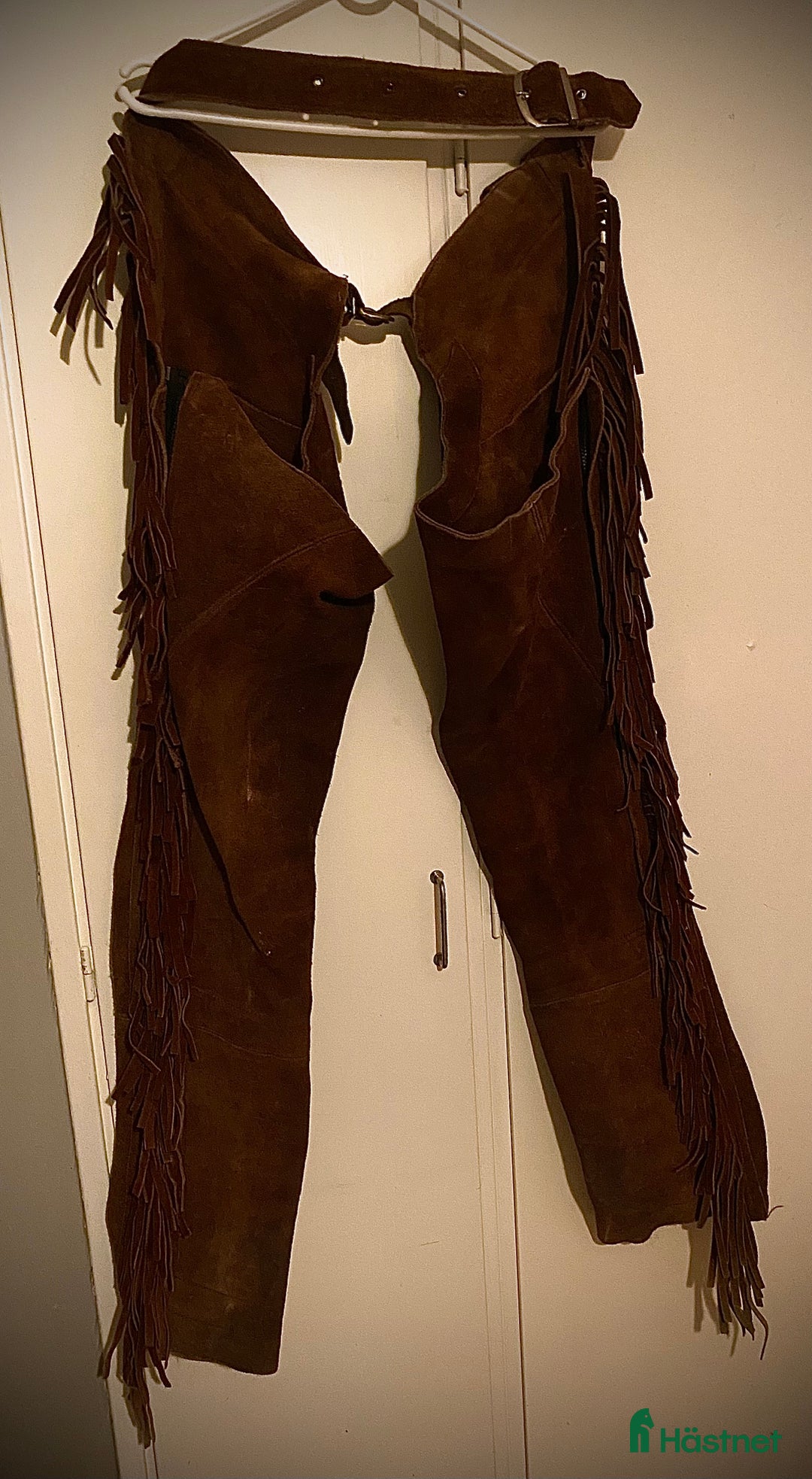 Övrigt Ridkläder ryttarutrustning till salu: Westernchaps stl XL i Klässbol - Annons 1