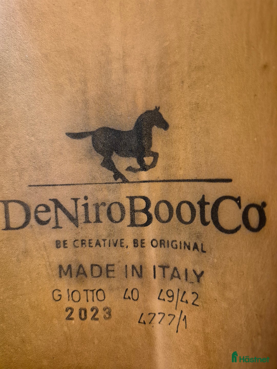 Ridstövlar ryttarutrustning till salu: Dressyrstövlar med extra allt i Kungsängen - Annons 2