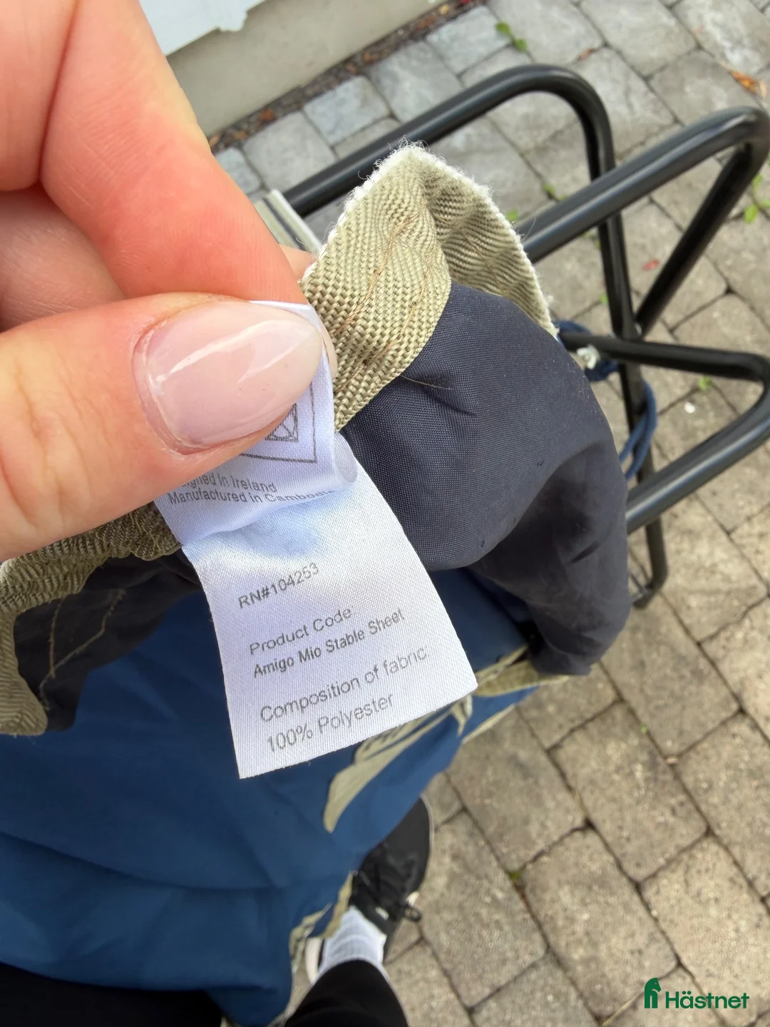 Täcken hästutrustning till salu: AMIGO MIO Stalltäcke - Annons 3